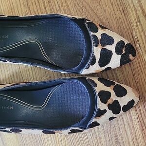 Cheetah print on cow haired pointed flats
